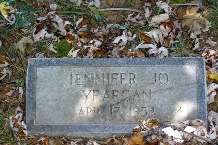 2005-09-30-62-Jennifer Jo Yeargan